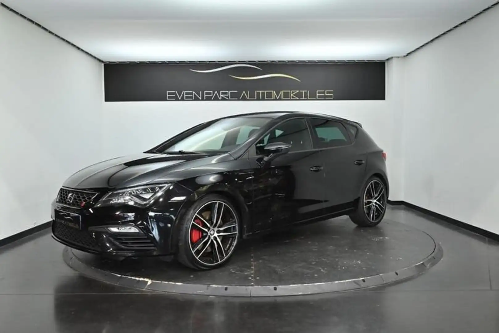 SEAT Leon 2.0 TSI 300 DSG6 Cupra - 1