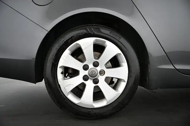 Opel Insignia view 15
