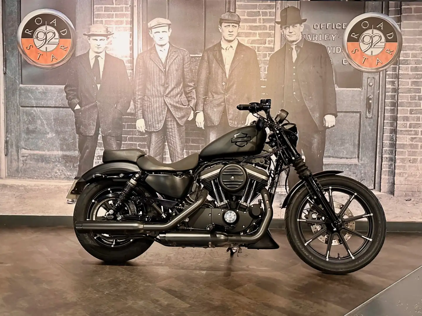 Harley-Davidson Sportster Noir - 1