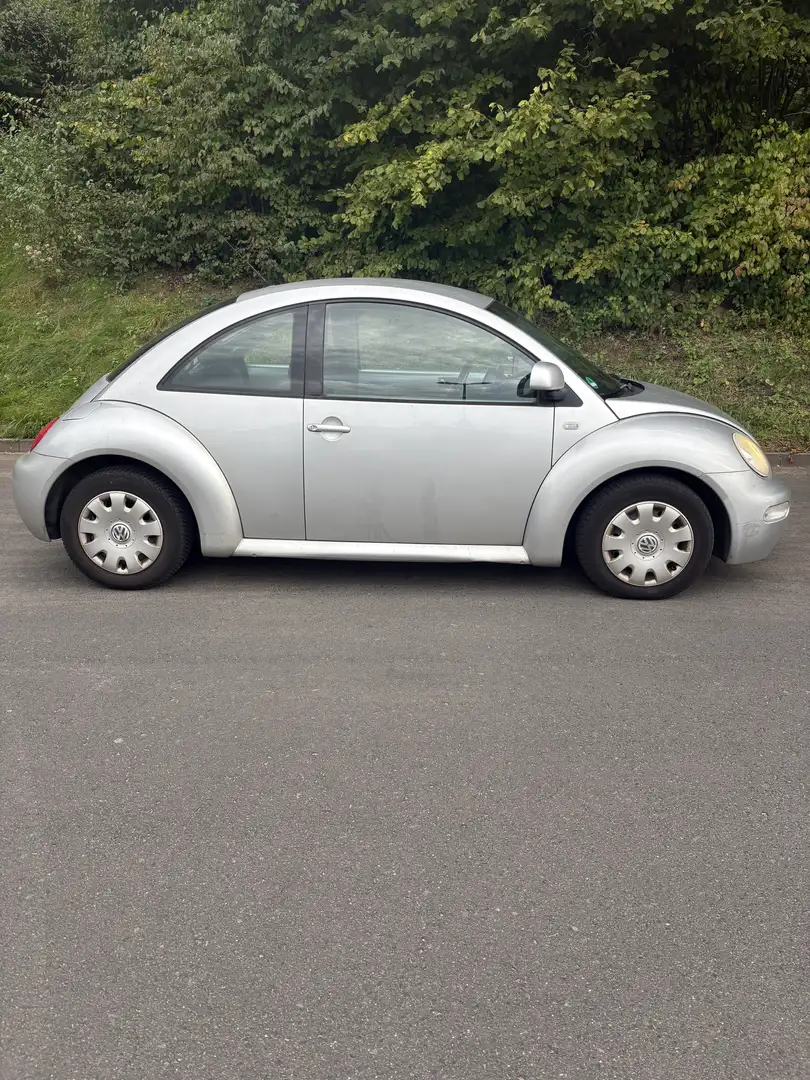 Volkswagen New Beetle 2.0 - 2