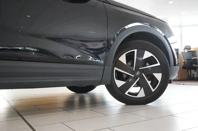 Opel Grandland X view 8