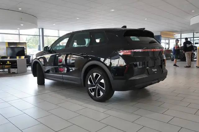 Opel Grandland X view 11