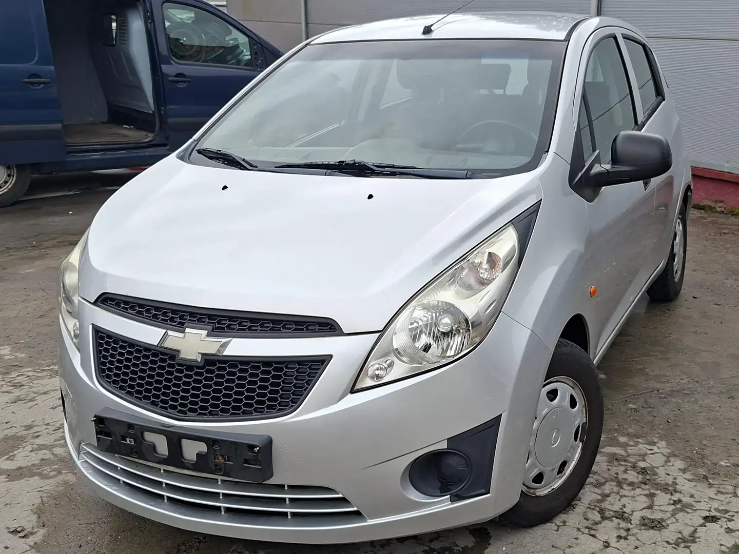 Chevrolet Spark Spark 1.0i LS Grau - 2