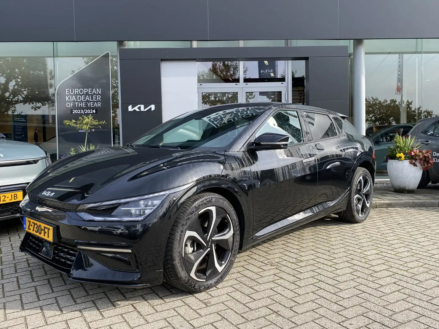 Kia EV6 GT-Line Edition 77.4 kWh info Roel 0492-588951 Zwart - 1