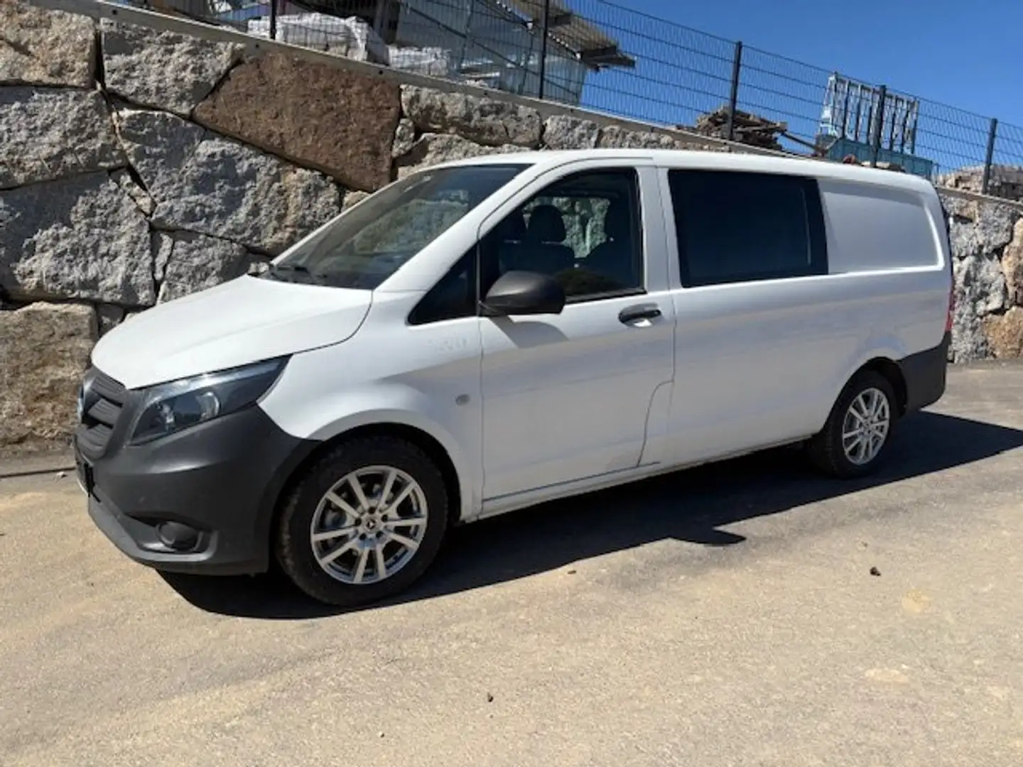 Mercedes-Benz Vito Vito BusinessVan 110 CDI netto 18.500,- 3x7.990,- Weiß - 2