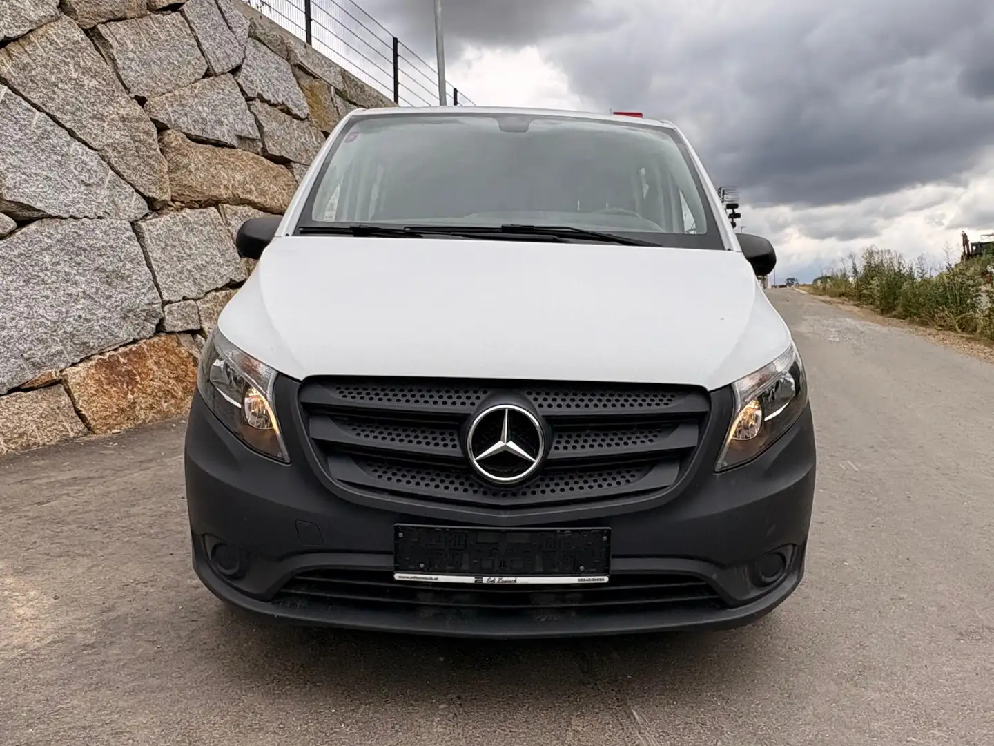 Mercedes-Benz Vito Vito BusinessVan 110 CDI netto 18.500,- 3x7.990,- Weiß - 2