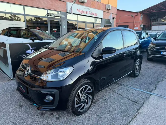 Volkswagen up! up! 1.0 High 75cv asg