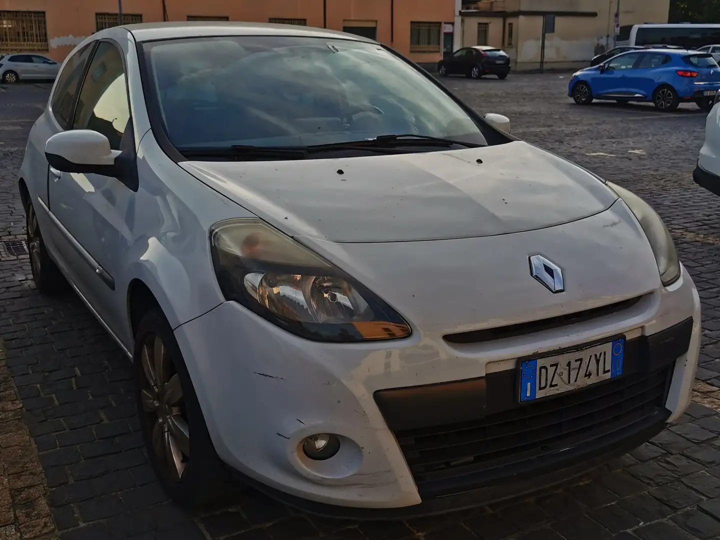 Renault Clio Clio III 2009 3p 1.2 16v Dynamique Bianco - 1