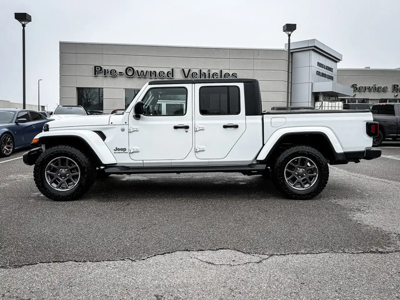 Jeep Gladiator photo Jeep Gladiator