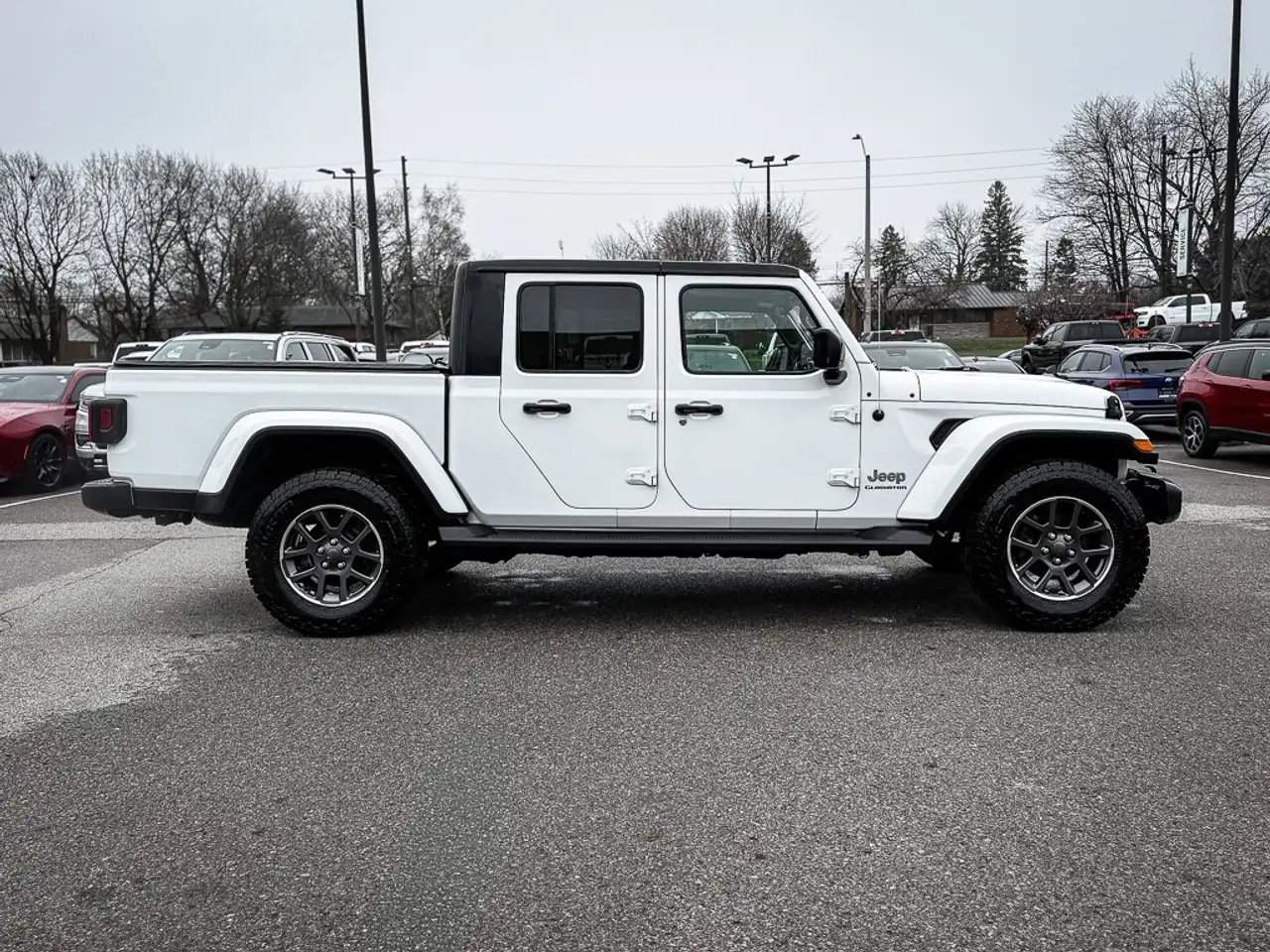 Jeep Gladiator photo Jeep Gladiator