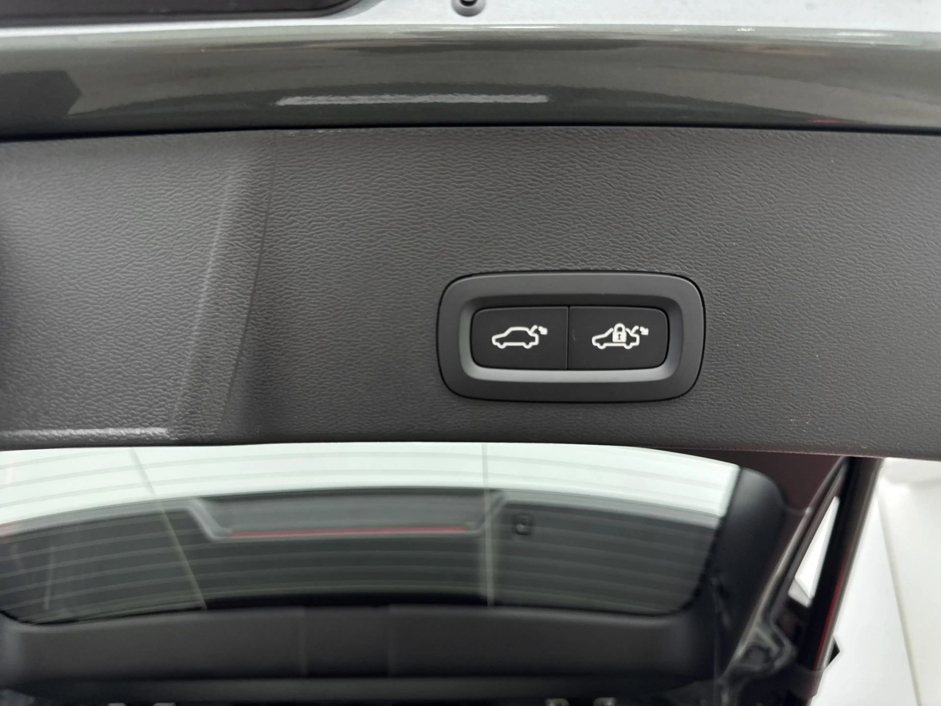 Volvo EX40 Single Motor Extended Range Plus Europa 82 kWh | 1 — photo 21