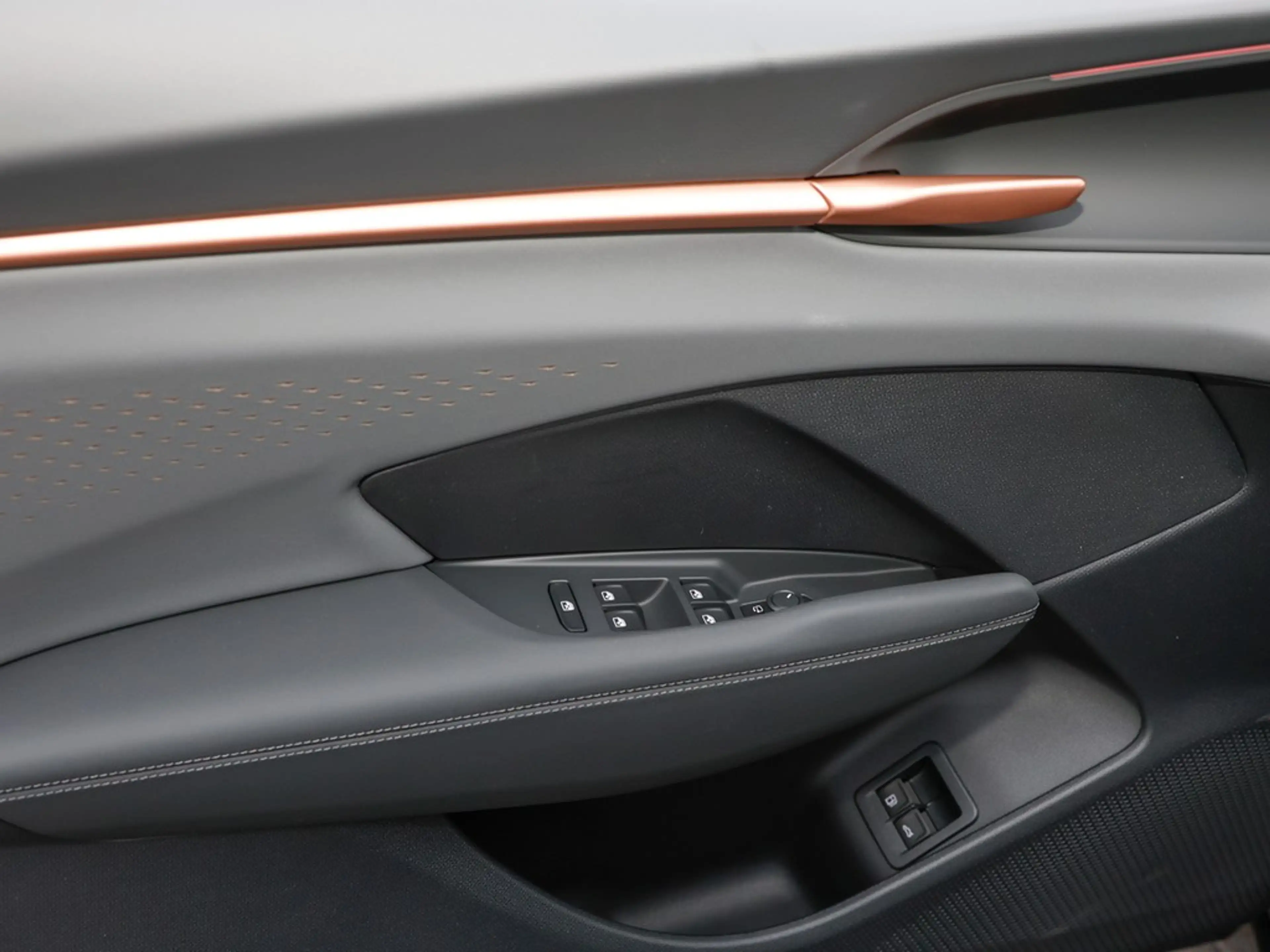 CUPRA Terramar VZ 1.5 e-Hybrid 200kW/272PS 6-Gang-DSG — photo 14