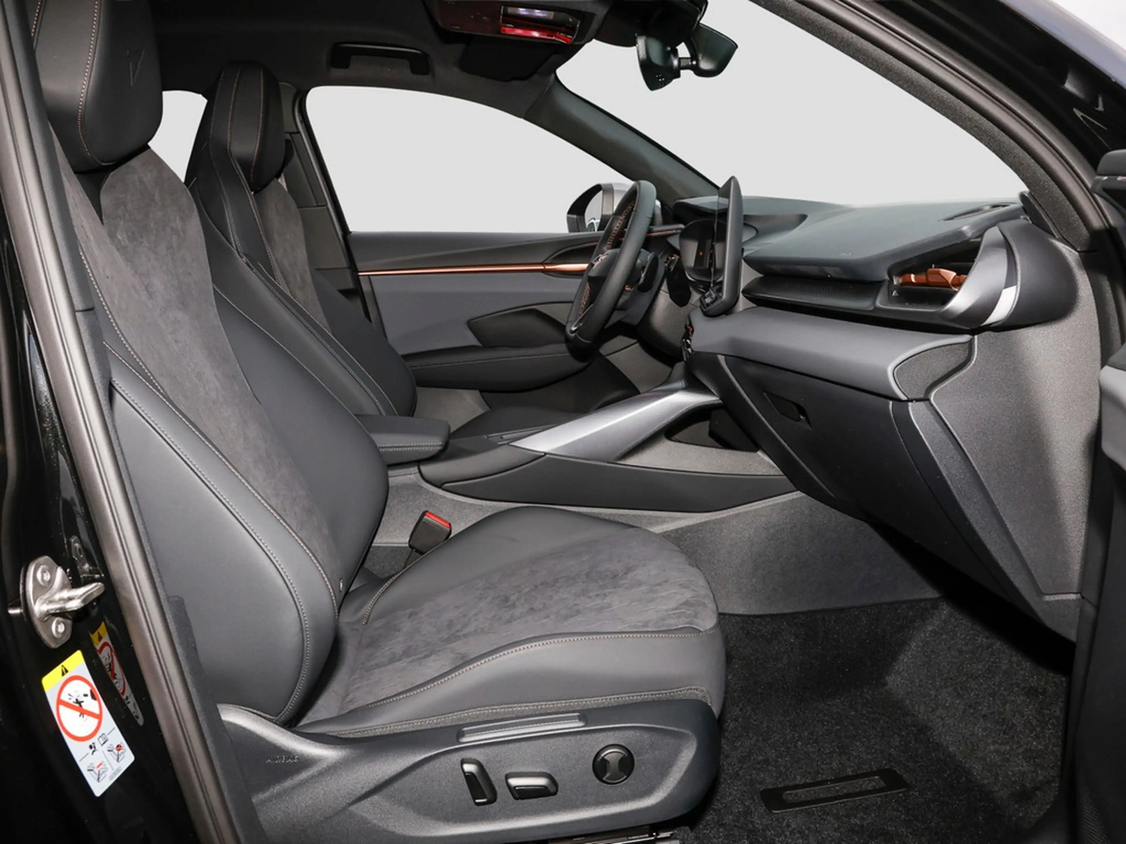CUPRA Terramar VZ 1.5 e-Hybrid 200kW/272PS 6-Gang-DSG — photo 7