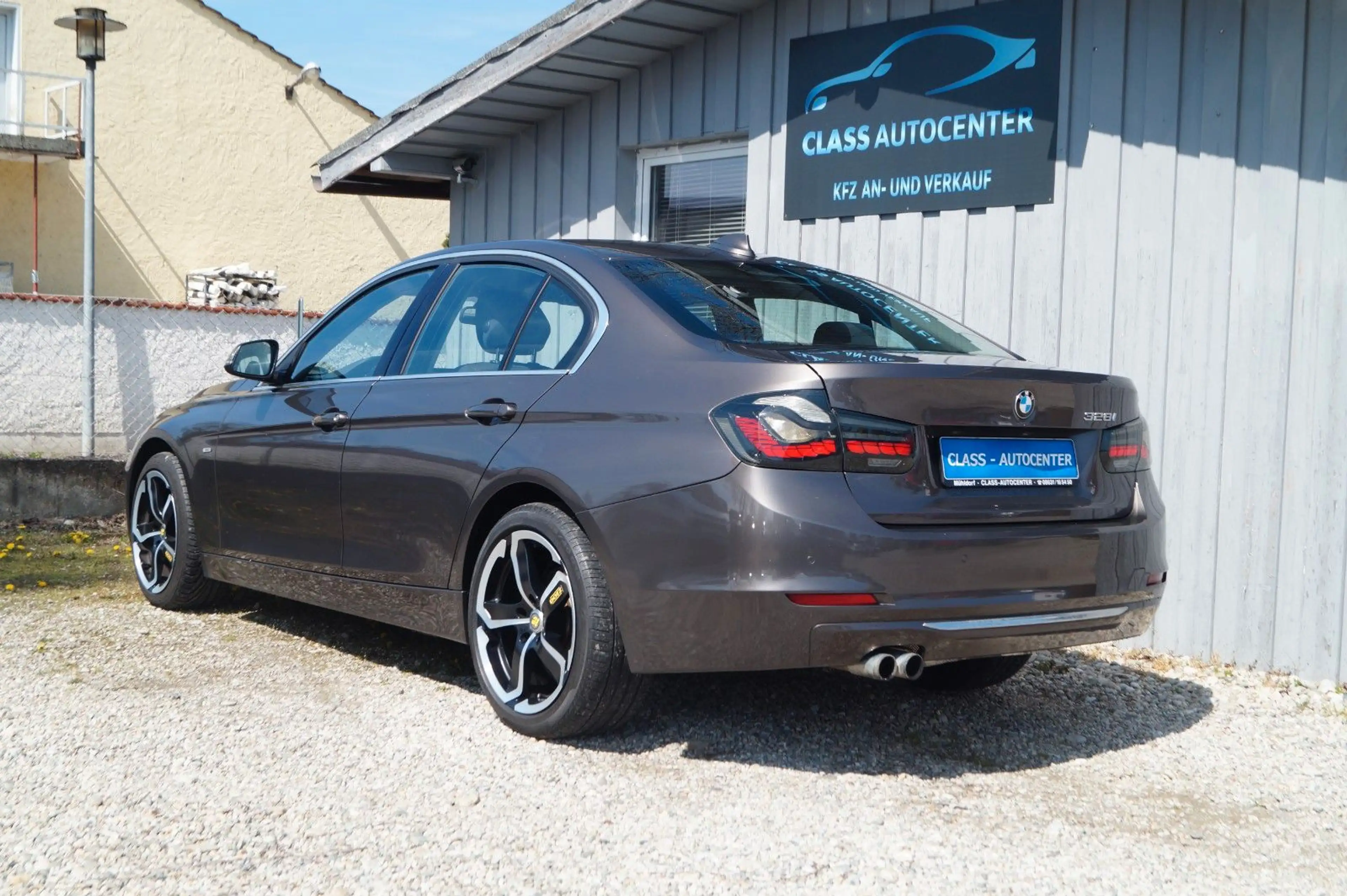 BMW 328 i Lim.Luxury|Navi|AHK|Tempomat|ATM 80tkm — photo 8