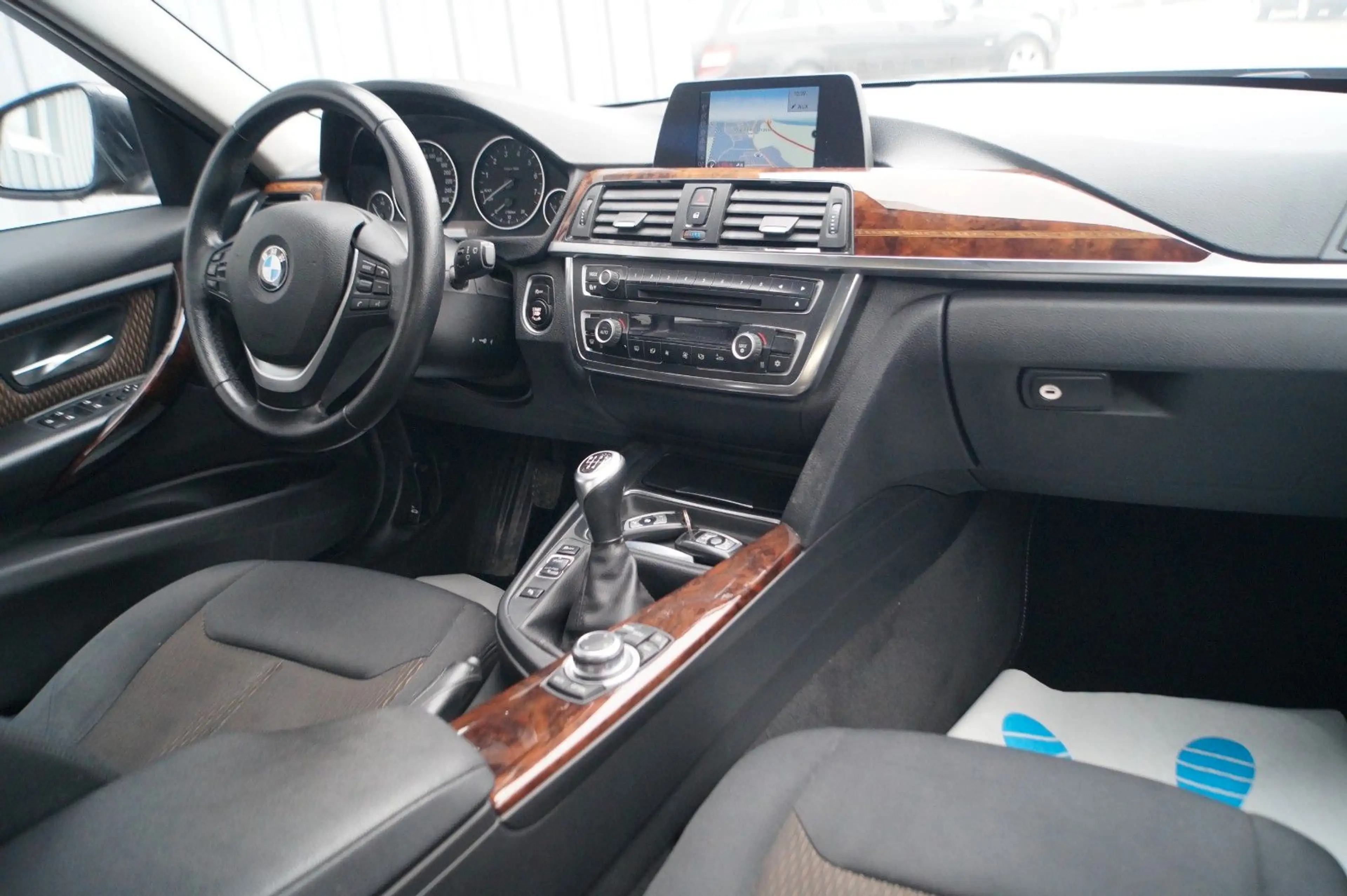 BMW 328 i Lim.Luxury|Navi|AHK|Tempomat|ATM 80tkm — photo 13