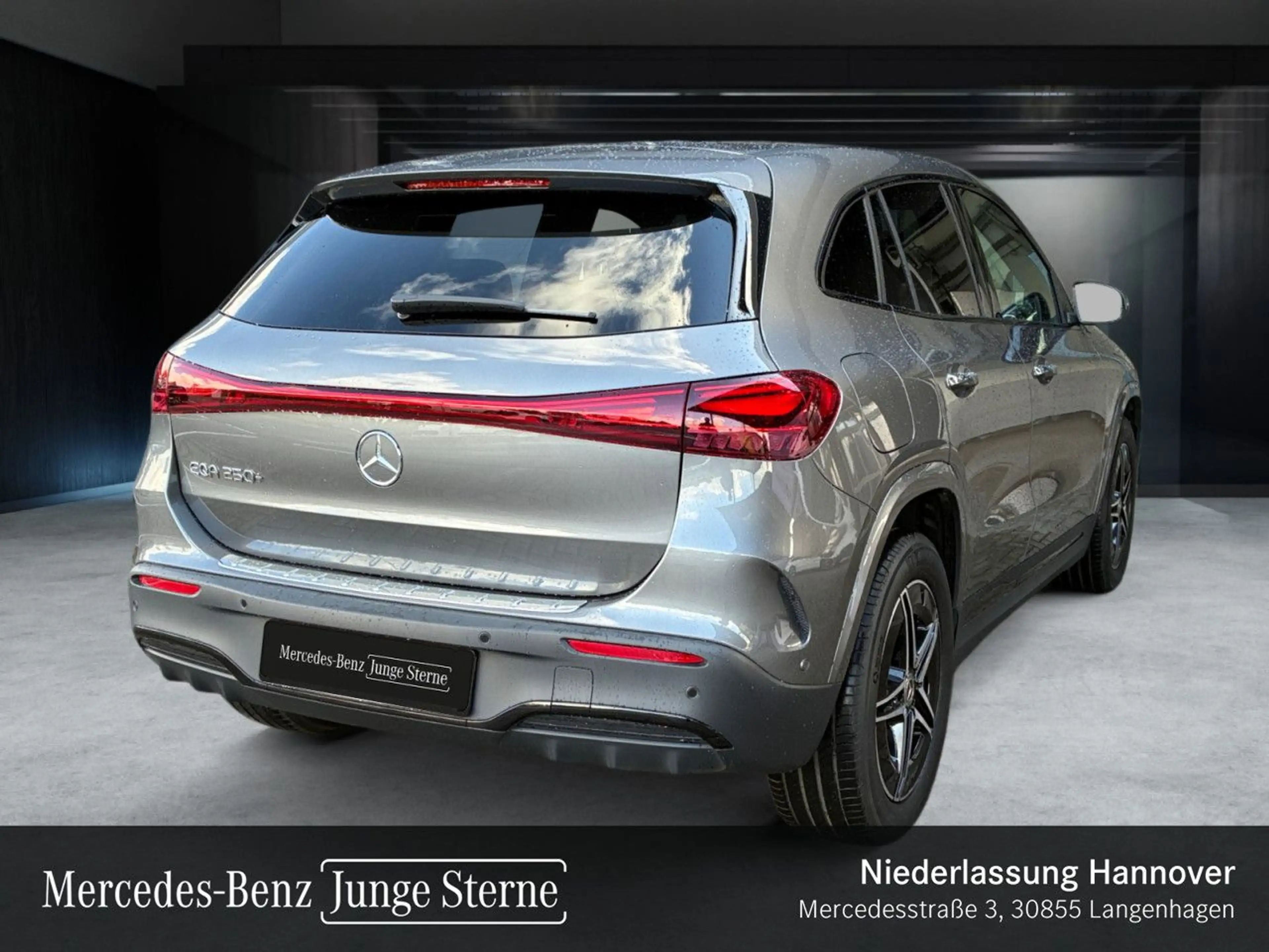Mercedes-Benz EQA 250 AMG+NIGHT+PLUS-PAKET+KAMERA+KEYLESS+SPUR — photo 5