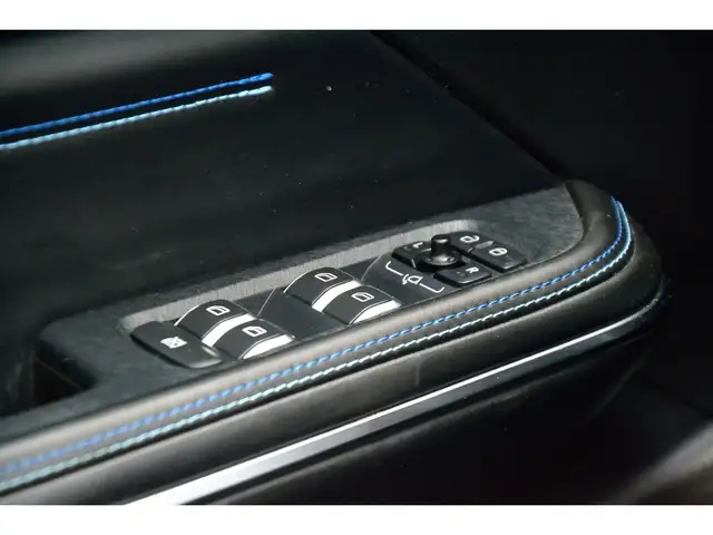 Lynk & Co 01 view 17