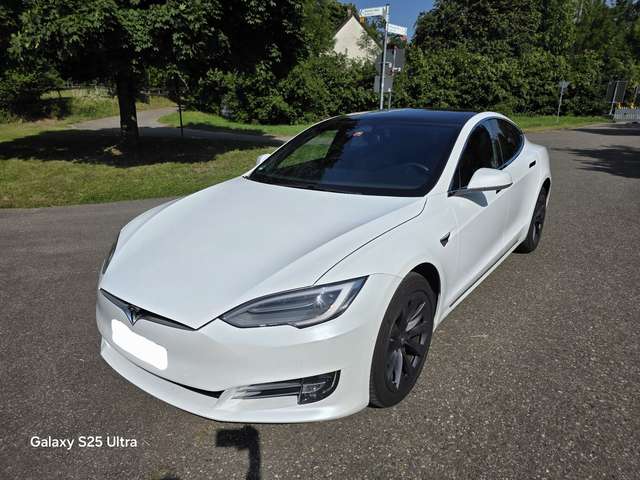 Imagine Tesla Model S Model S Maximale Reichweite inkl. Fzg Garantie!!