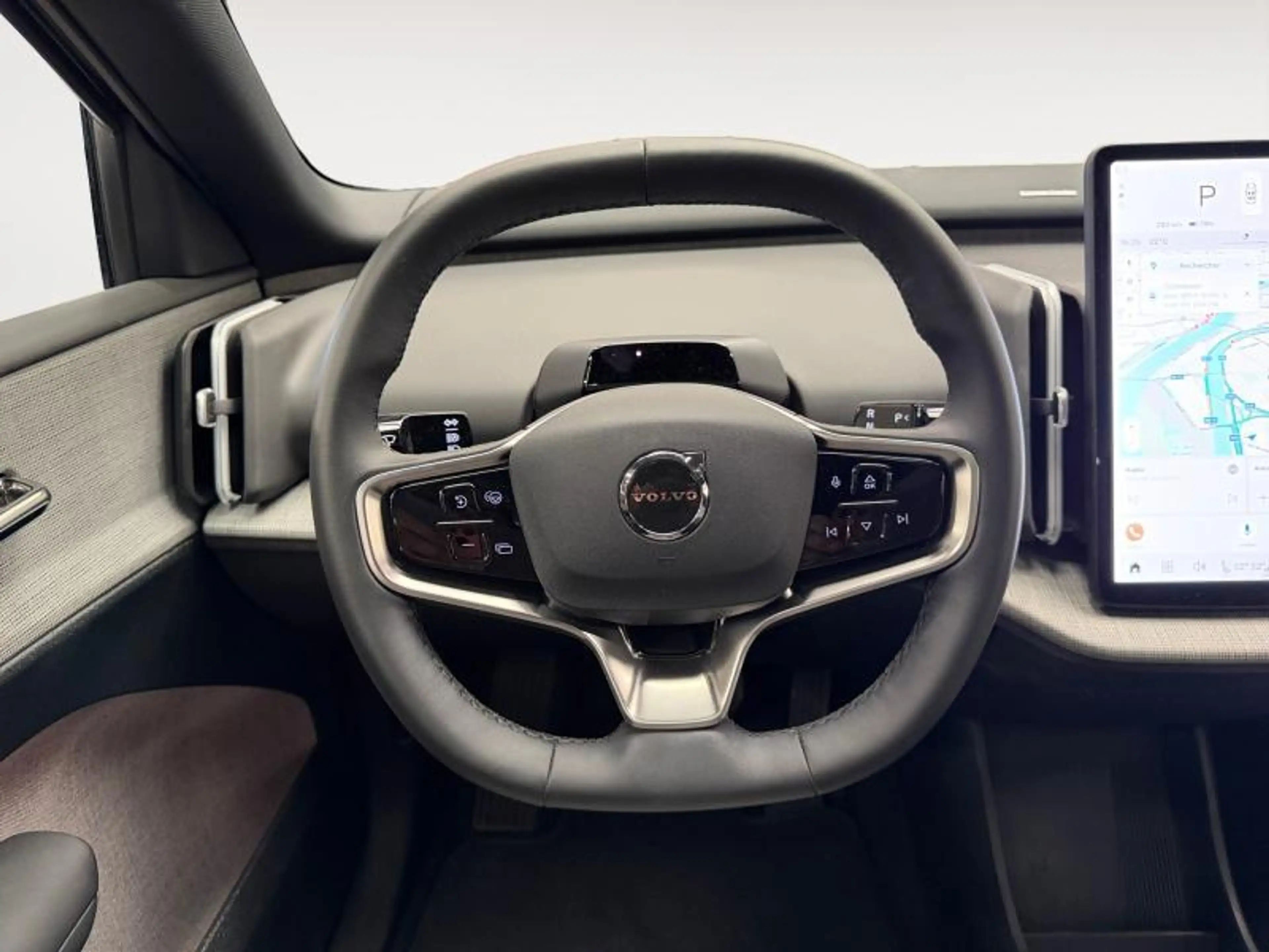 Volvo EX30 Ultra Single Motor Extended Range / Electrique — photo 12