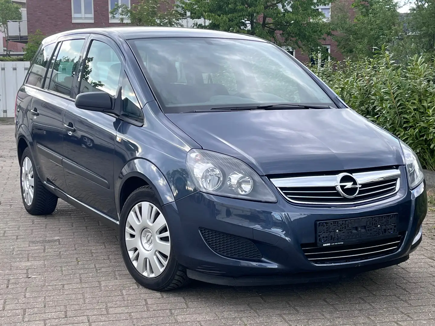 Opel Zafira 1.6 Selection 110 Jahre 1. Hand Klima 7-Sitzer plava - 1