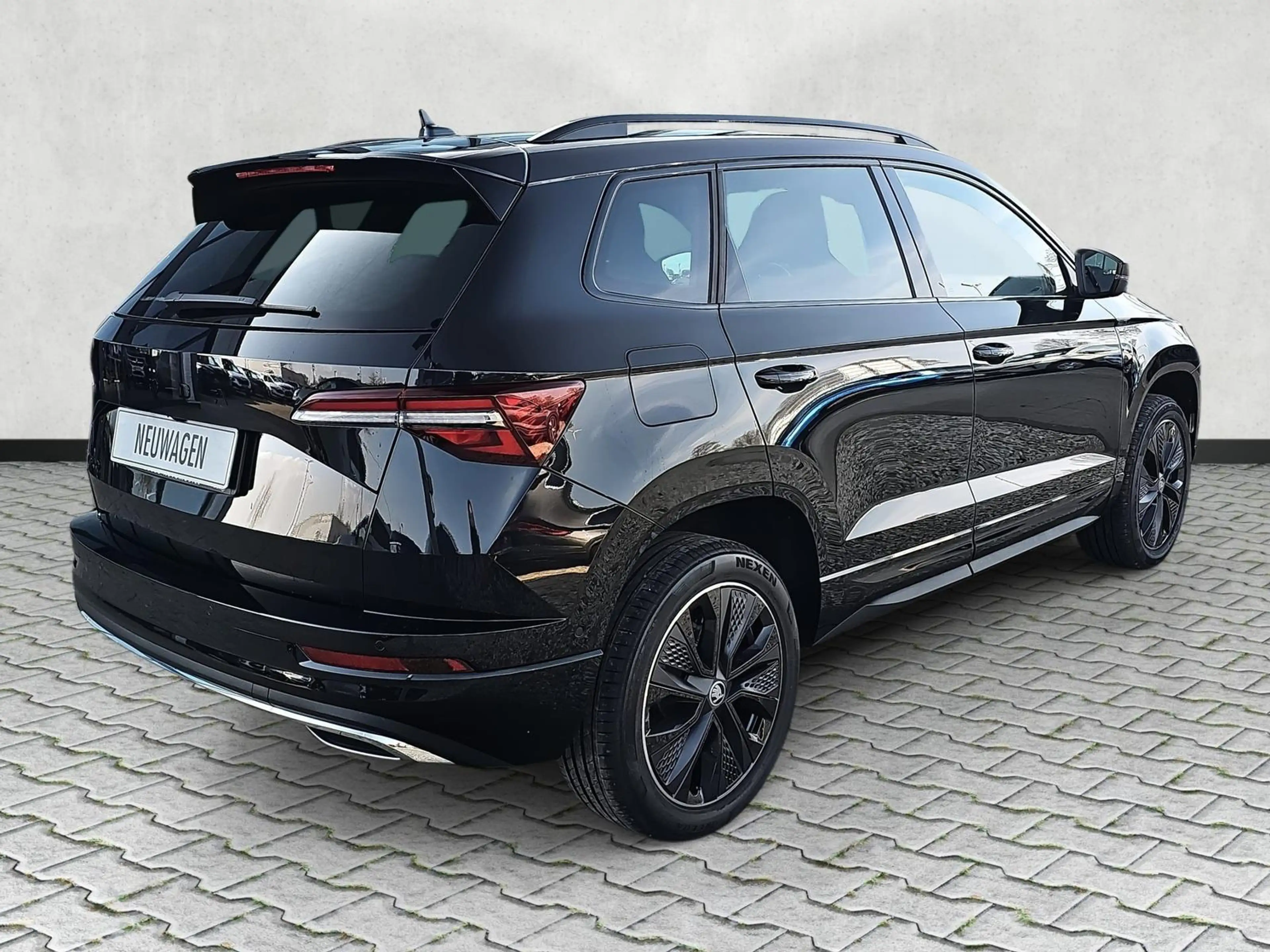 Skoda Karoq Sportline 1.5 TSI DSG 360Grad Kamera / ACC 110 ... — photo 7