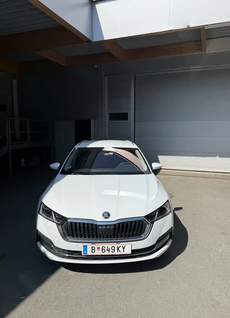 Skoda Octavia Combi 2,0 TDI Premium DSG - 1