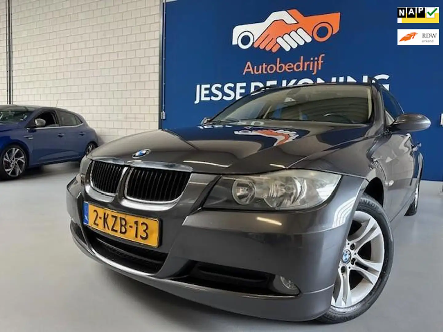 BMW 318 3-serie Touring 318d diesel Corporate Lease High E Gris - 1