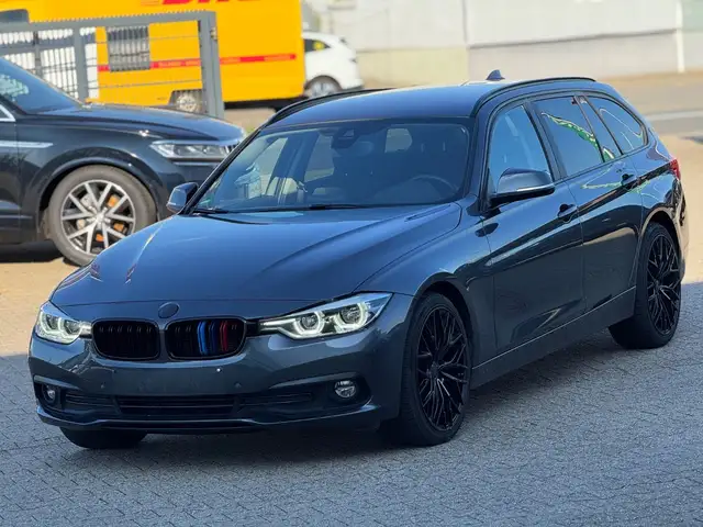 BMW 320 d Touring  xDrive Advantage Autom, Navi