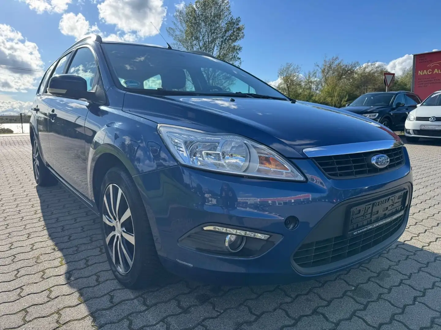 Ford Focus Turnier Concept Blau - 2