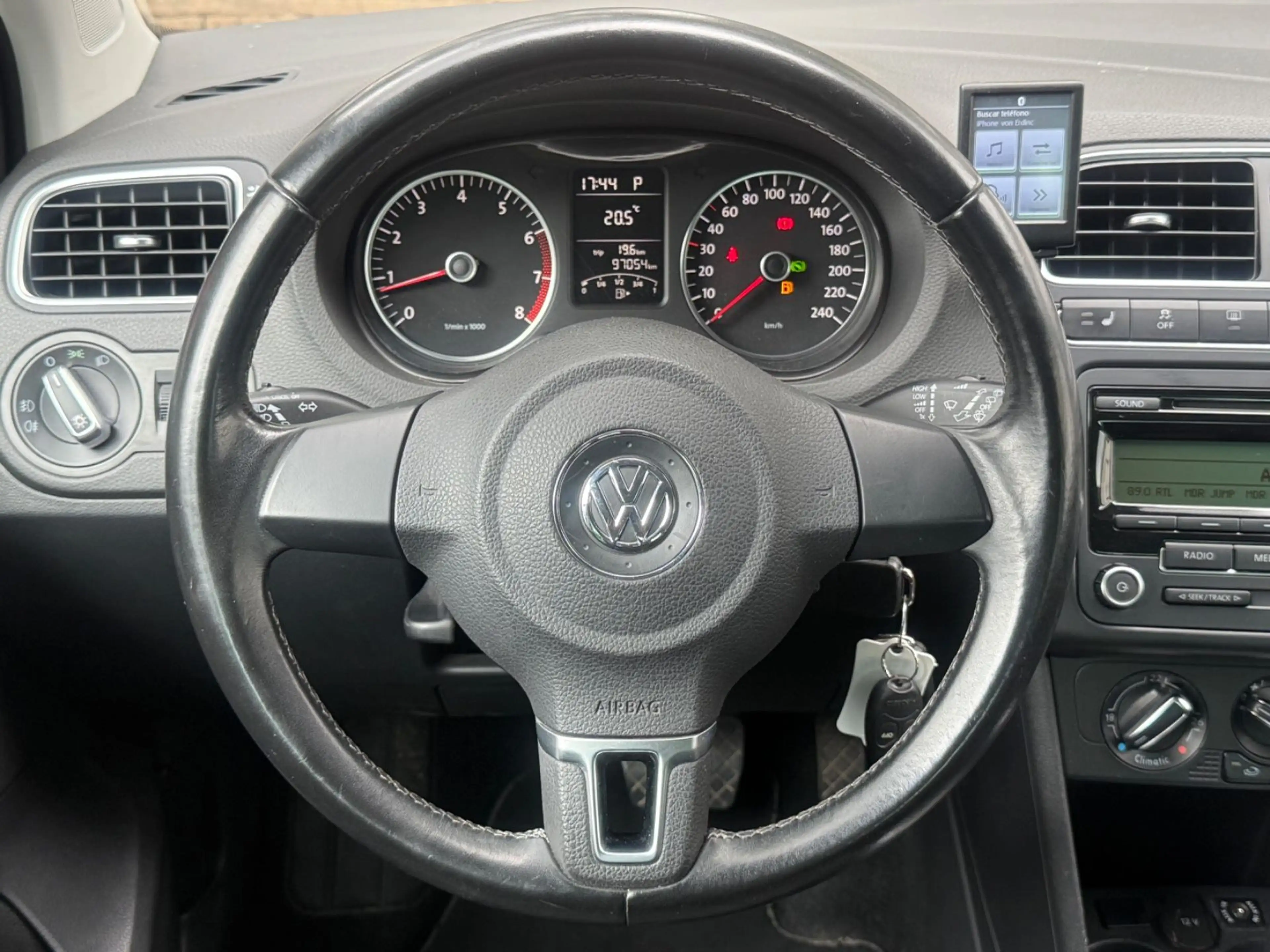 Volkswagen Polo V Team DSG+STAND HZ+AHK+PDC+TEMPOMAT — photo 11