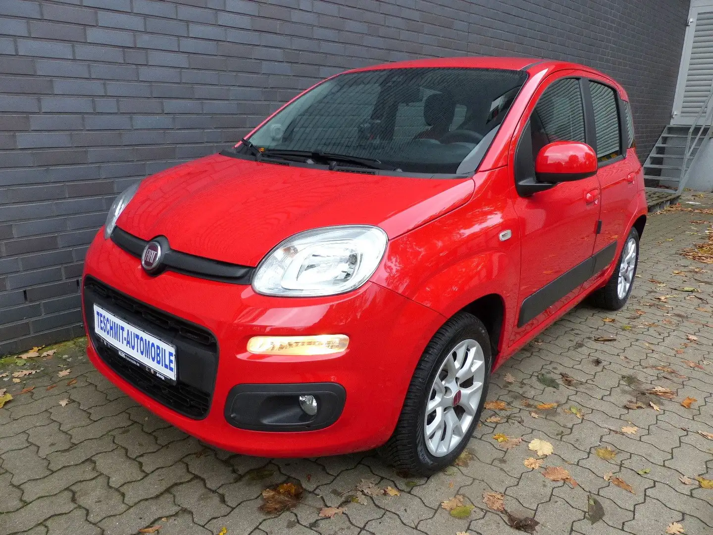 Fiat Panda Lounge Automatik/Klima/PDC/1.Hd Rot - 2