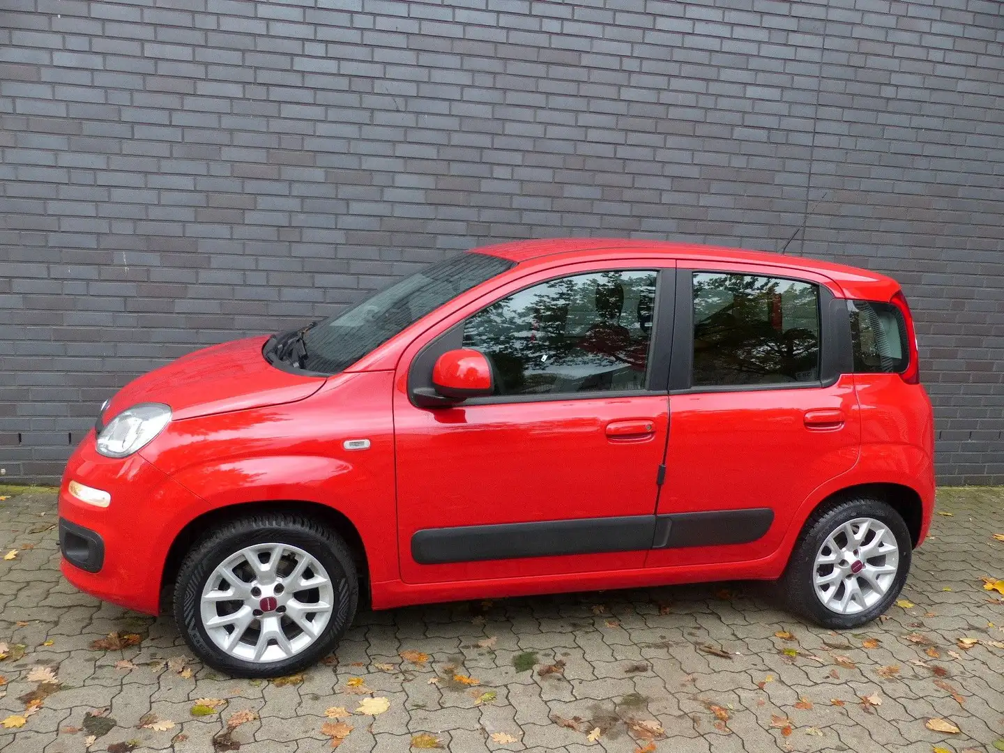 Fiat Panda Lounge Automatik/Klima/PDC/1.Hd Rot - 1