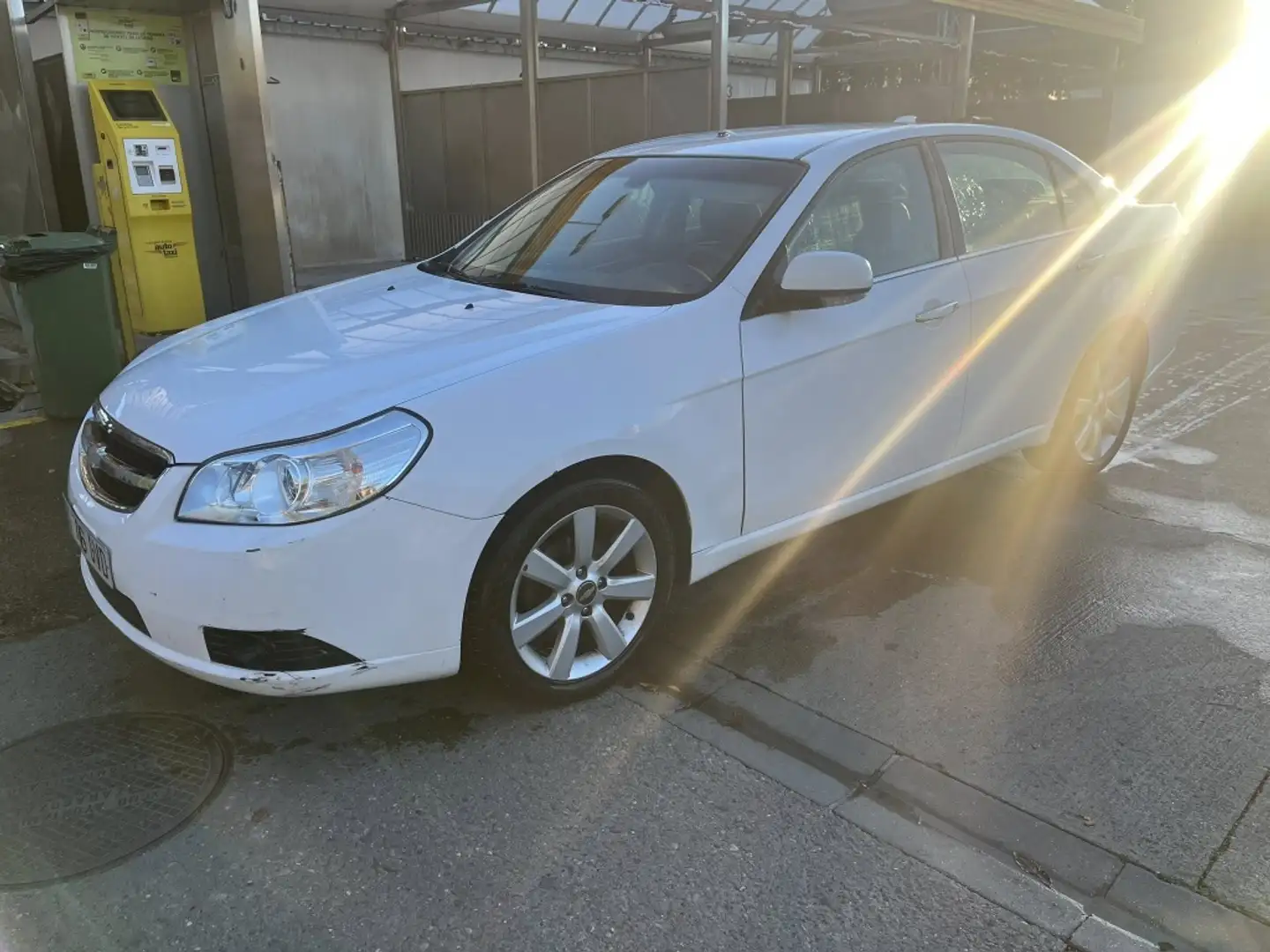 Chevrolet Epica 2.0VCDi 16v LTX Aut. White - 2