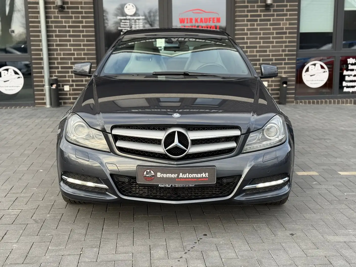 Mercedes-Benz C 250 Coupe CGI *Bi-Xenon*Leder*1H*PDC*SHZ*NAVI* Gris - 2
