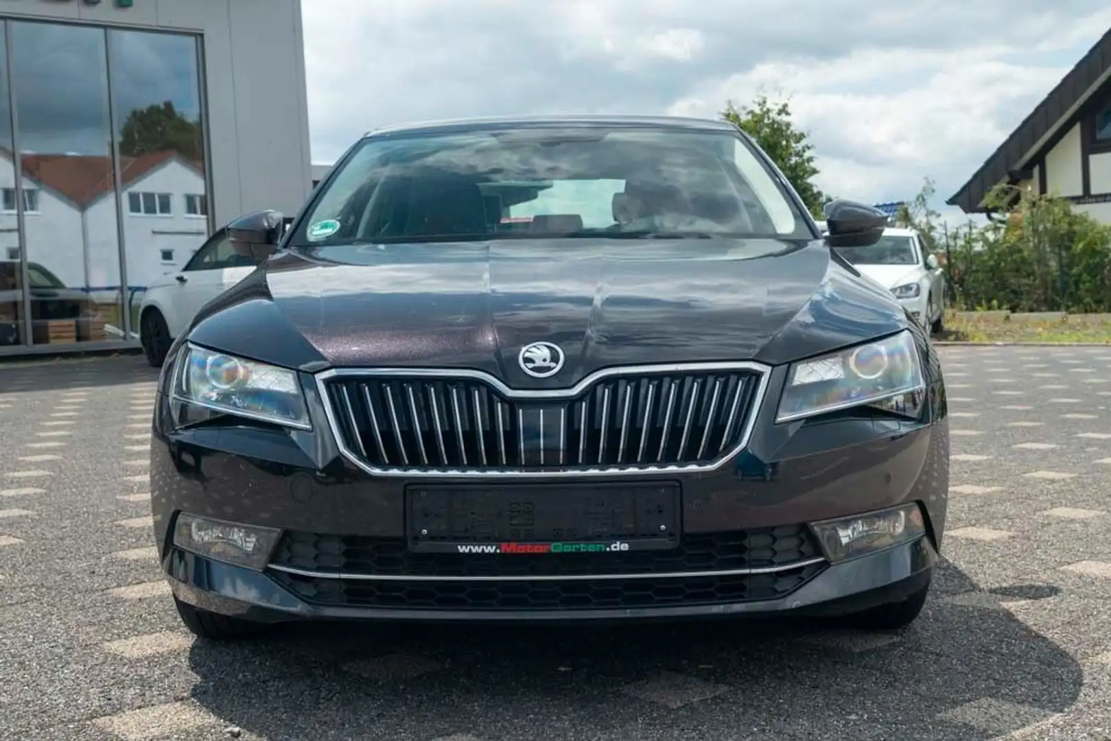 Skoda Superb Lim. Style Zwart - 2