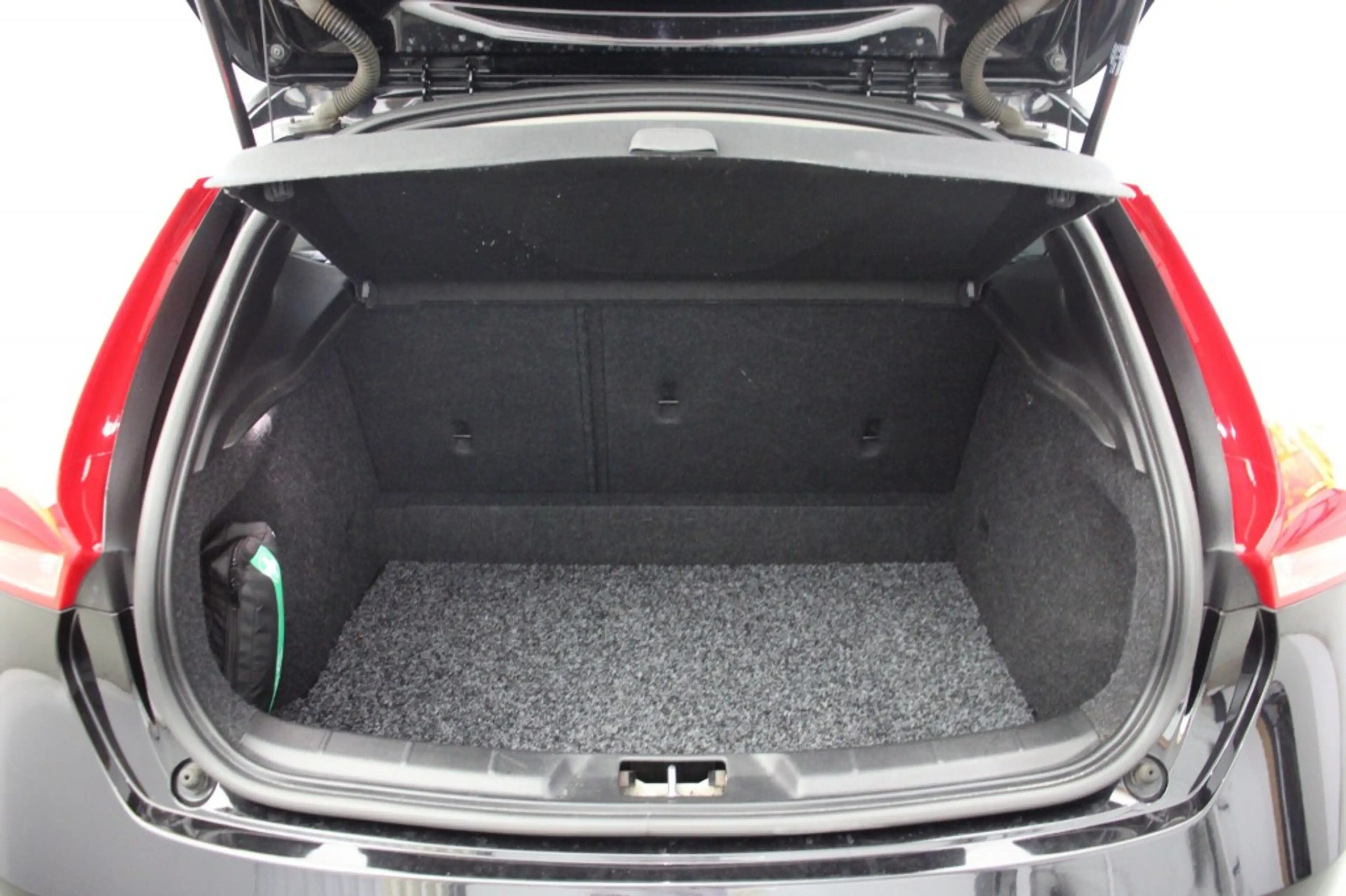 Volvo V40 1.5 T3 Nordic+ Automaat - Panorama, Navi, Camera, — photo 13