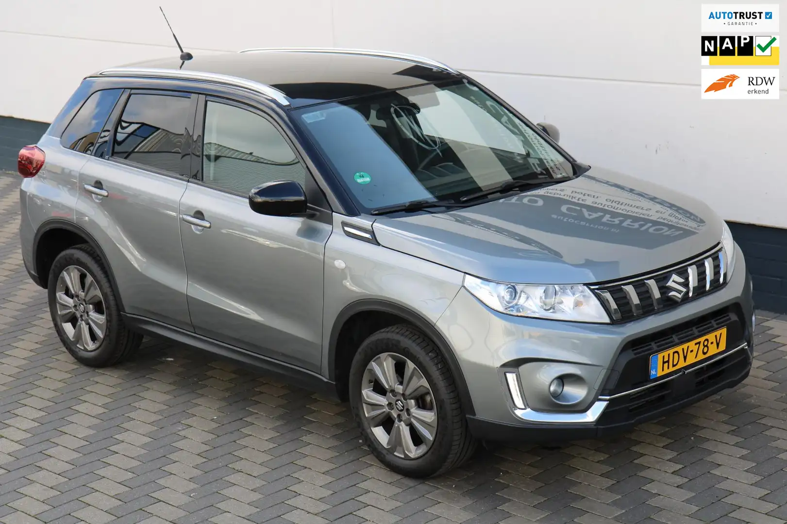 Suzuki Vitara 1.0 Boosterjet Carplay Camera Cruise Clima BTW Grijs - 1