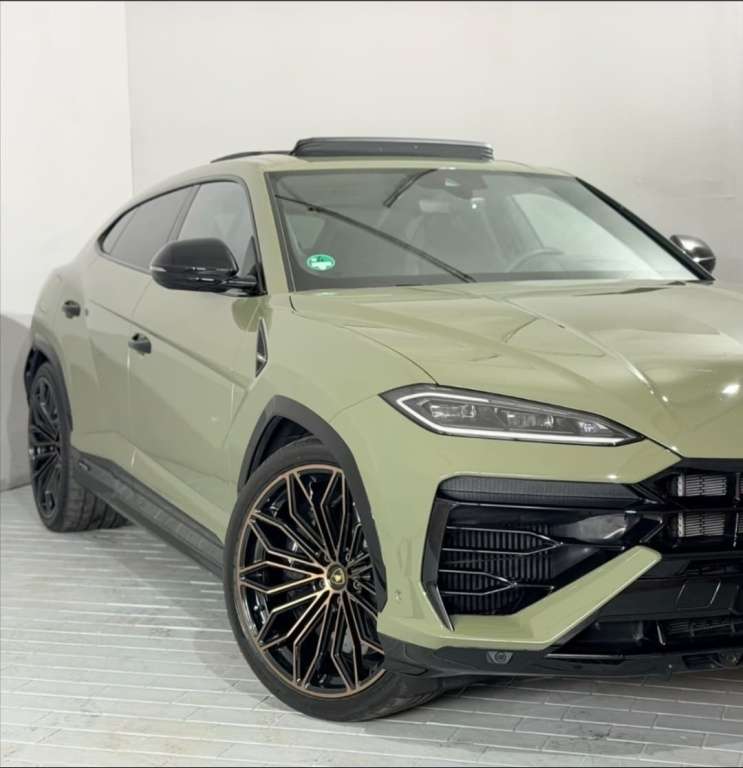 Lamborghini Urus SE - foto 1