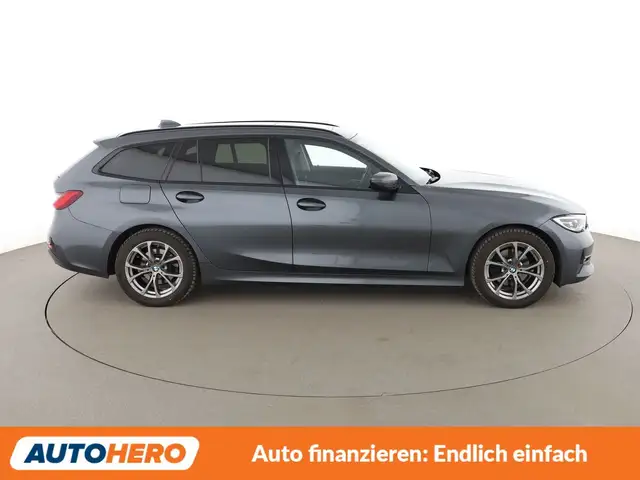 BMW 3 Series view 7