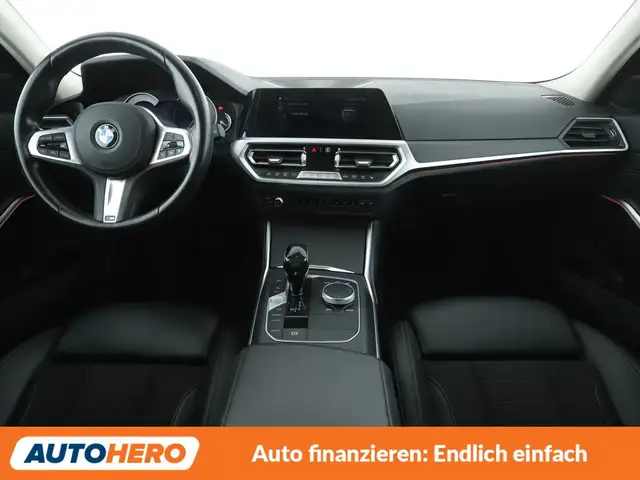 BMW 3 Series view 12