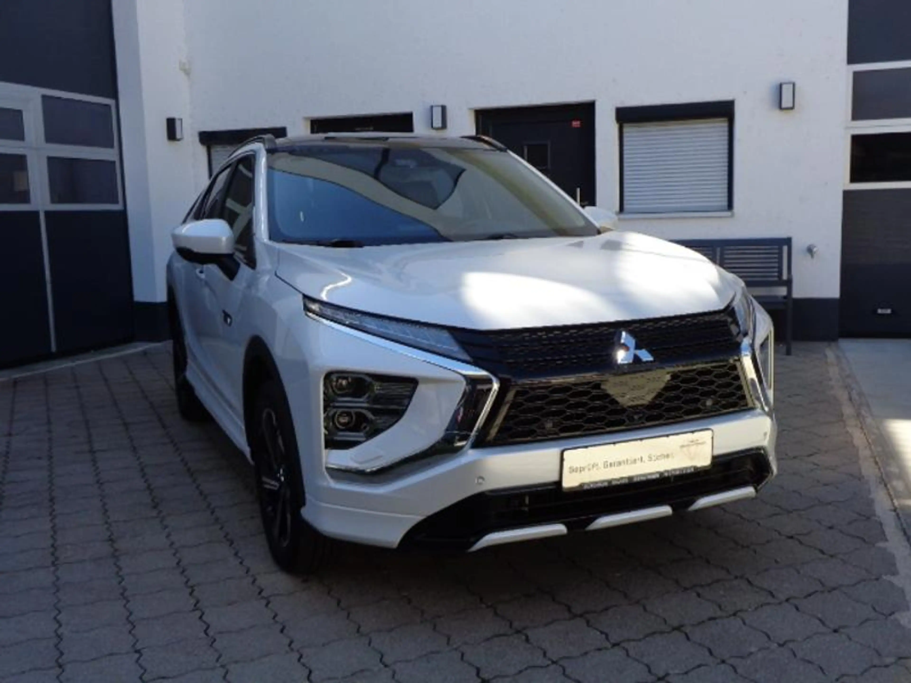 Mitsubishi Eclipse Cross Plug-in Hybrid TOP Panoramadach