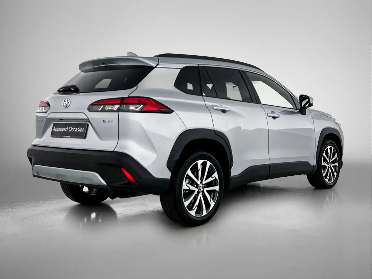 Toyota Corolla Cross Hybrid 140 Style Limited | Verwarmd stuur | Electr Grijs - 2