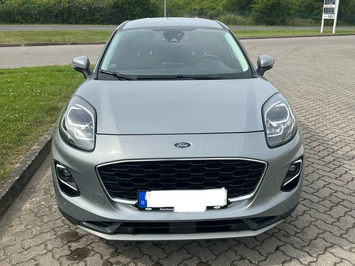 Ford Puma Puma 1.0 EcoBoost Hybrid TITANIUM Grau - 2