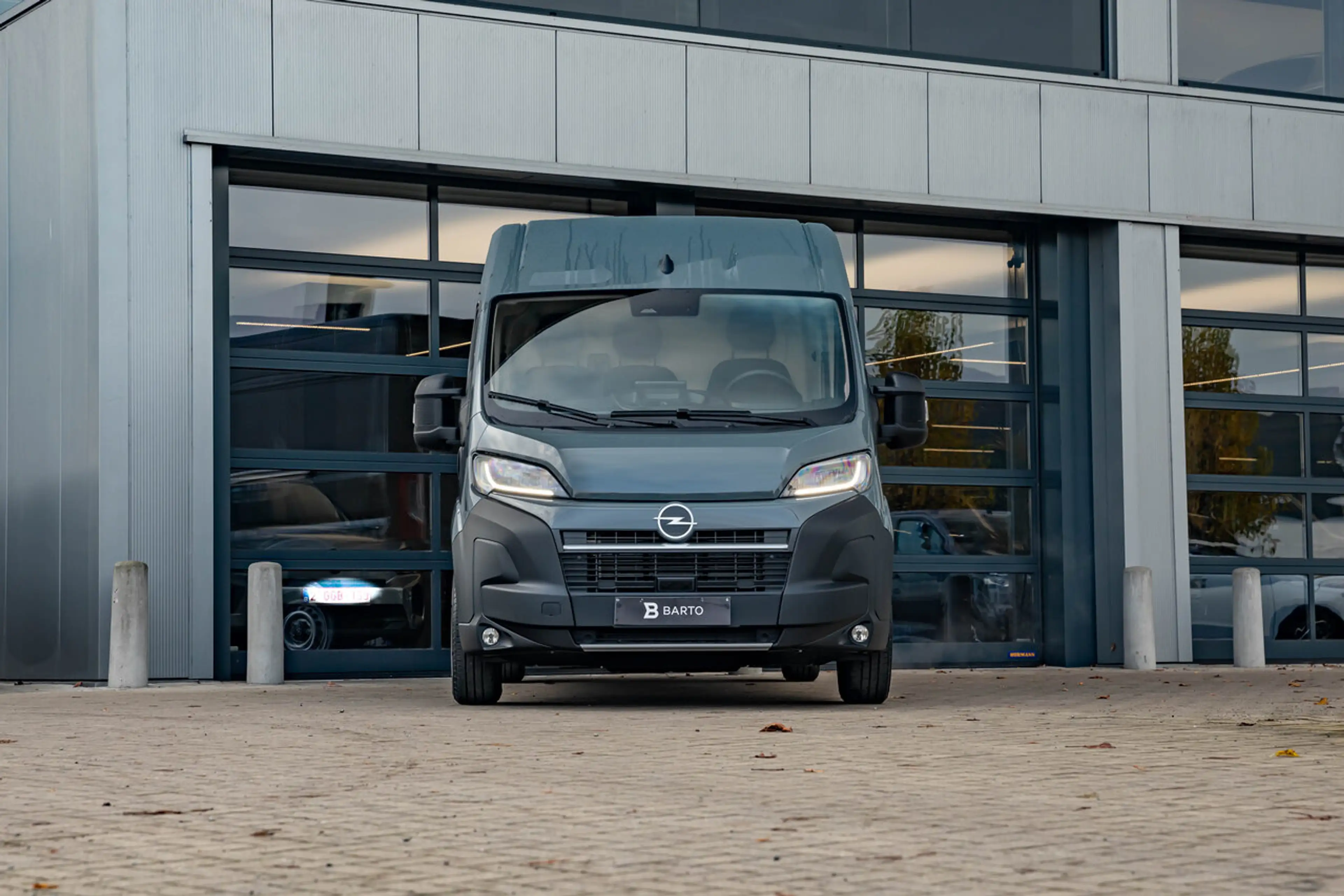 Opel Movano L2H2 | 3.5T Heavy | 180PK MT | Trekhaak | Camer... — photo 2
