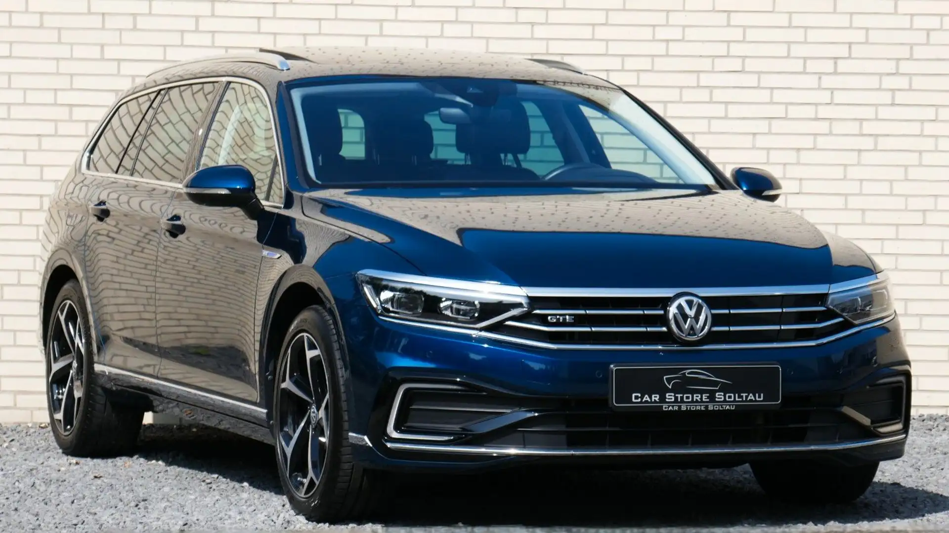 Volkswagen Passat Variant Passat GTE Pano Nappa HuD Stdhzg 360Cam DCC AHK Bleu - 2