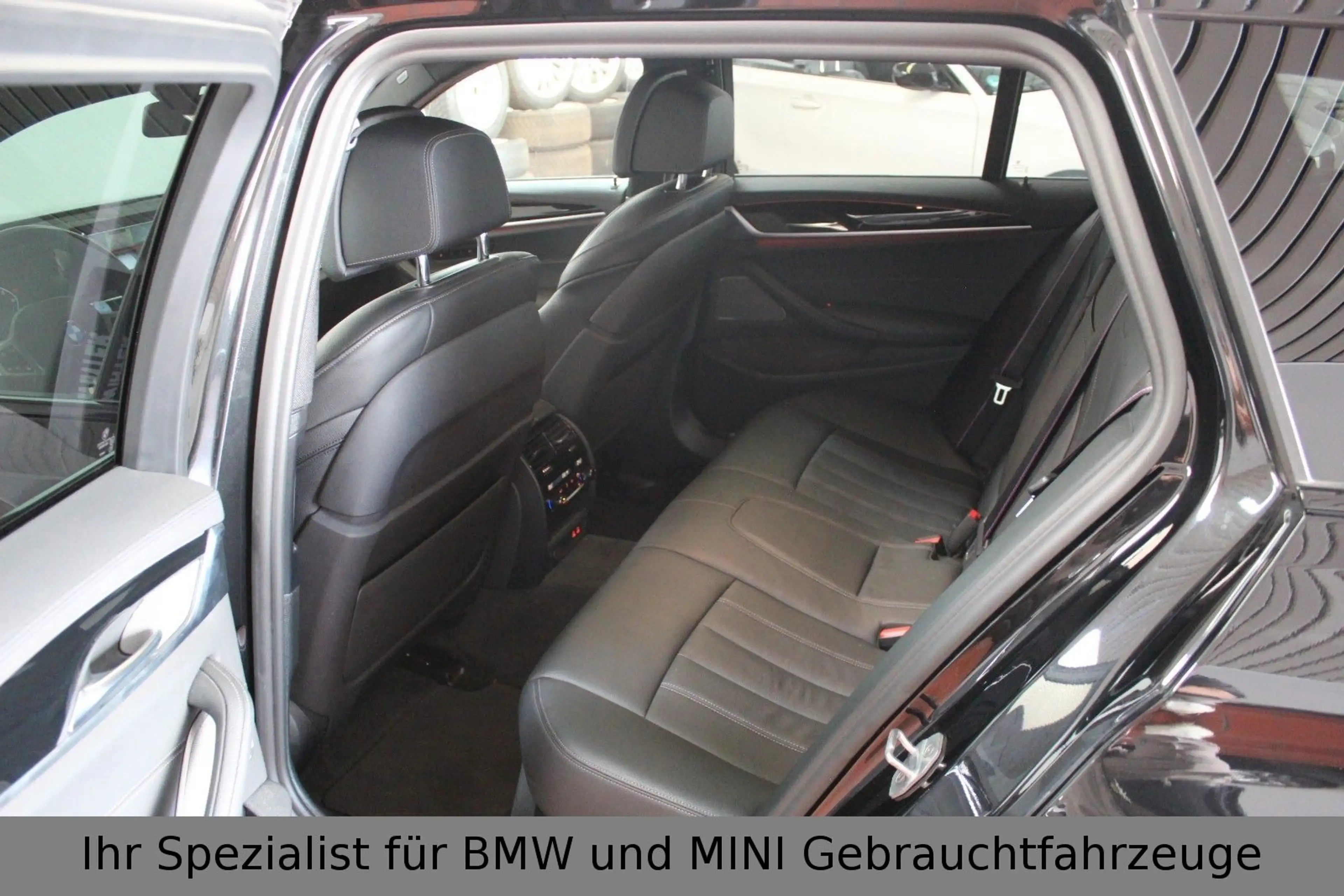 BMW 550 d Massage*Adapt. LED*IONIC Duft*Sitzlü*MwST — photo 15