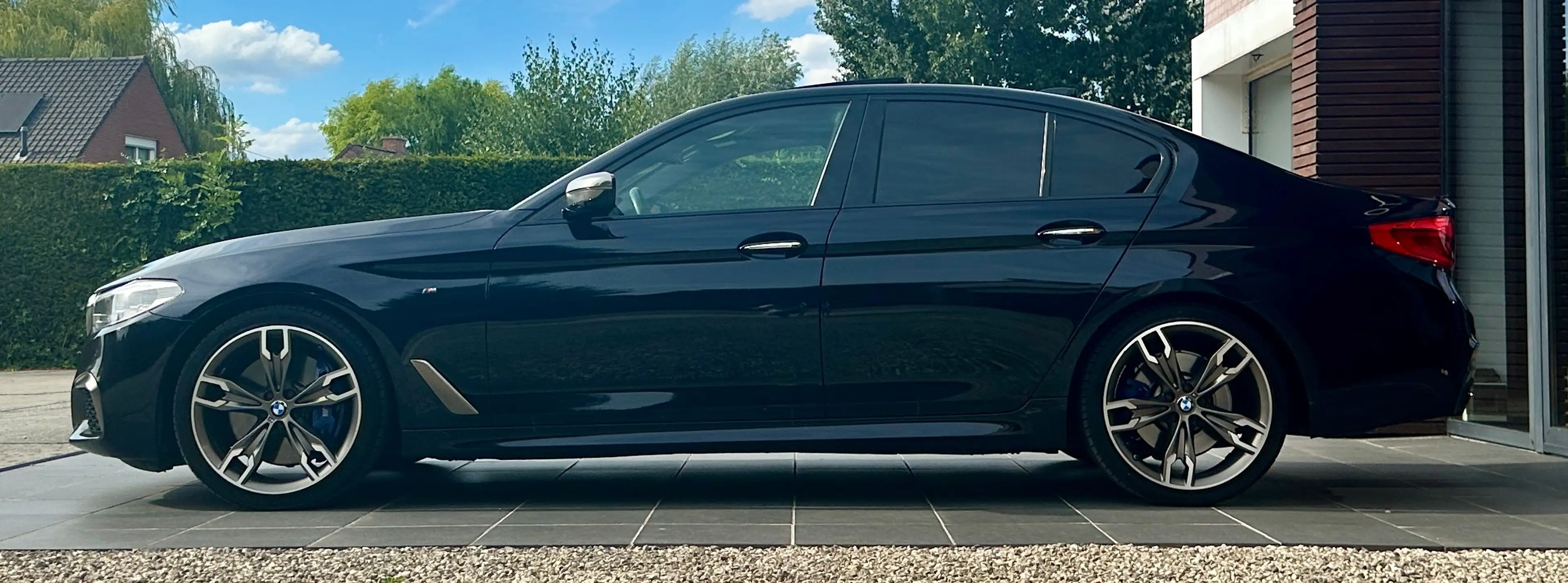 BMW 550 M550d Xdrive PANO/H&K/NAVI/MEMORY/CAMERA/TREKHAAK/LEDER/VIRTUAL/BELGIAN CAR — photo 4