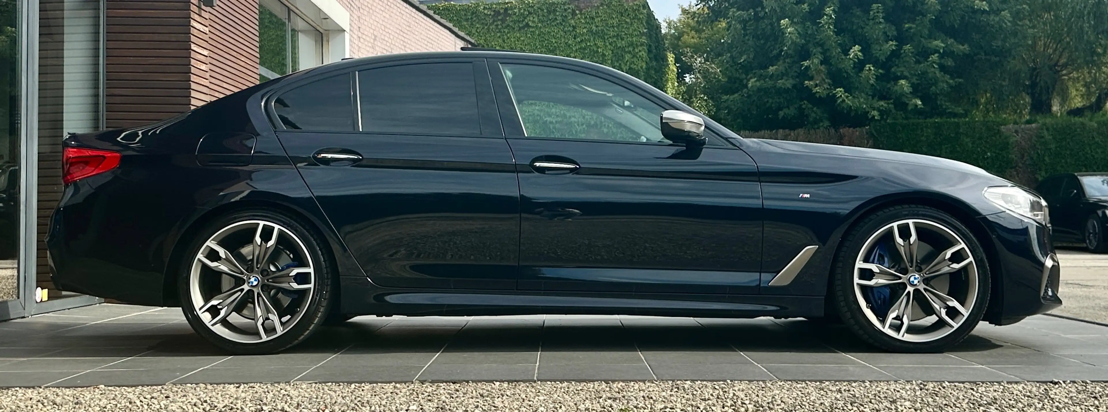 BMW 550 M550d Xdrive PANO/H&K/NAVI/MEMORY/CAMERA/TREKHAAK/LEDER/VIRTUAL/BELGIAN CAR — photo 5