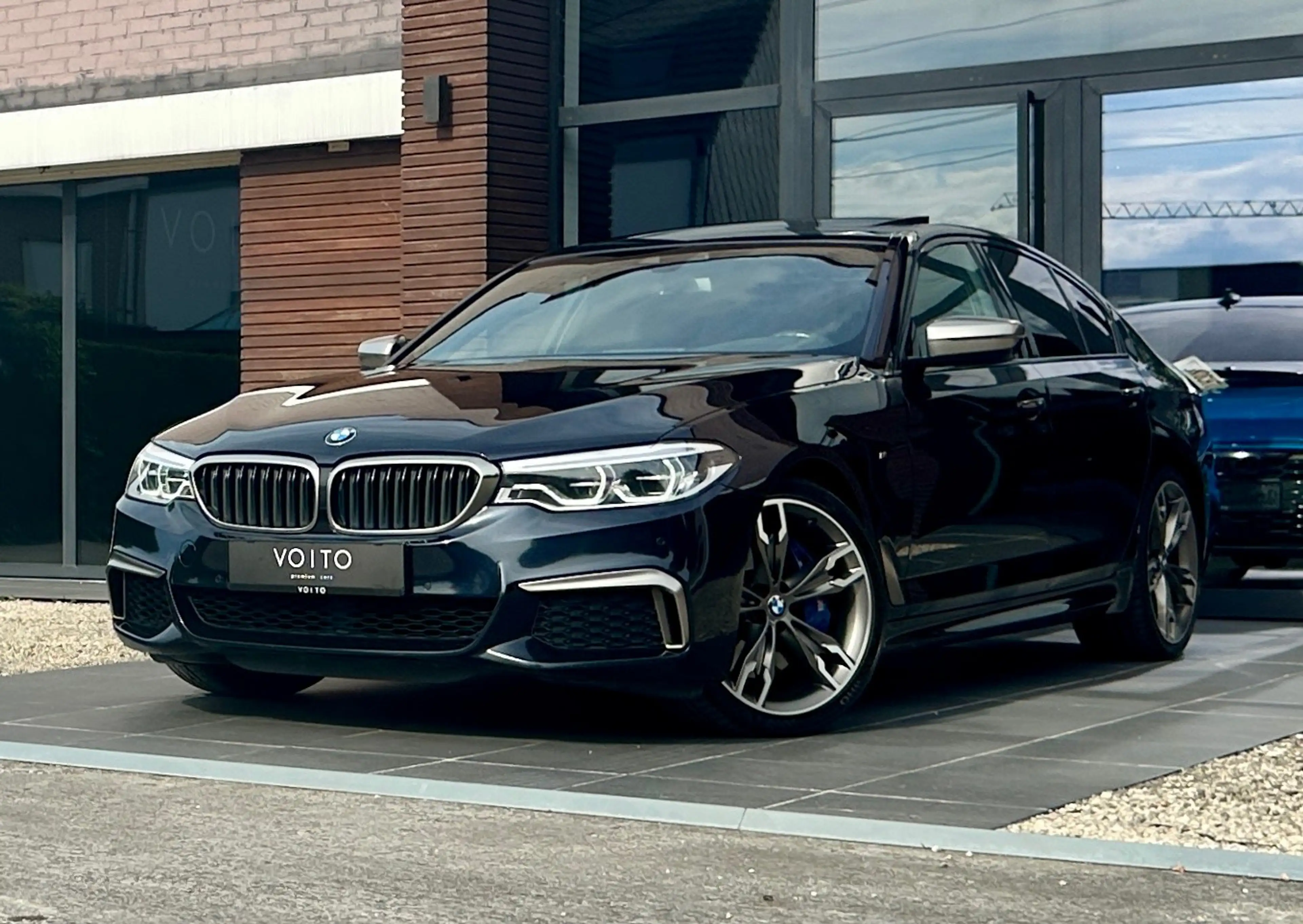BMW 550 M550d Xdrive PANO/H&K/NAVI/MEMORY/CAMERA/TREKHAAK/LEDER/VIRTUAL/BELGIAN CAR — photo 3