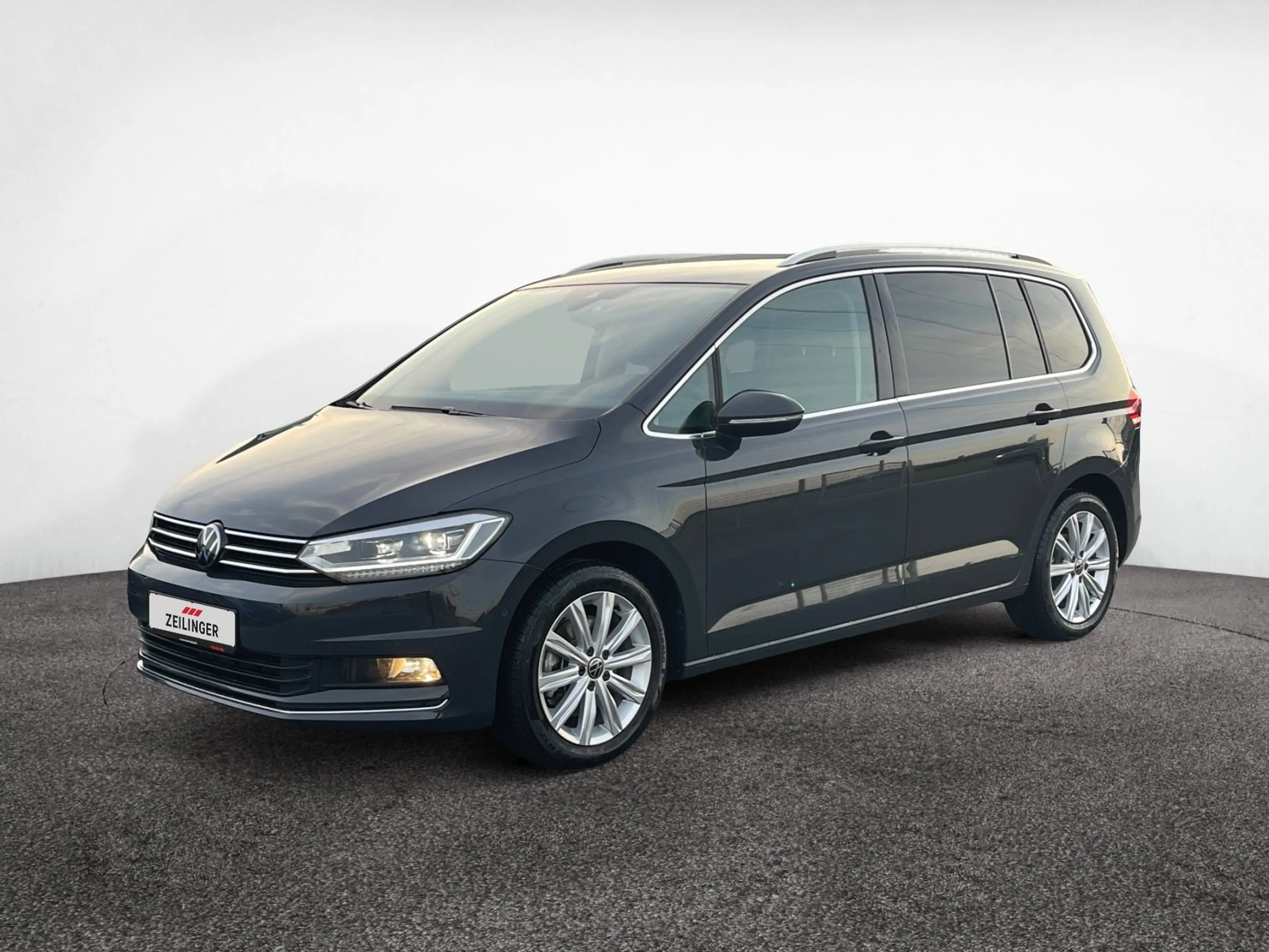 Volkswagen Touran Highline TSI DSG|7 SITZE|AHK|el.HECK|NAVI — photo 2